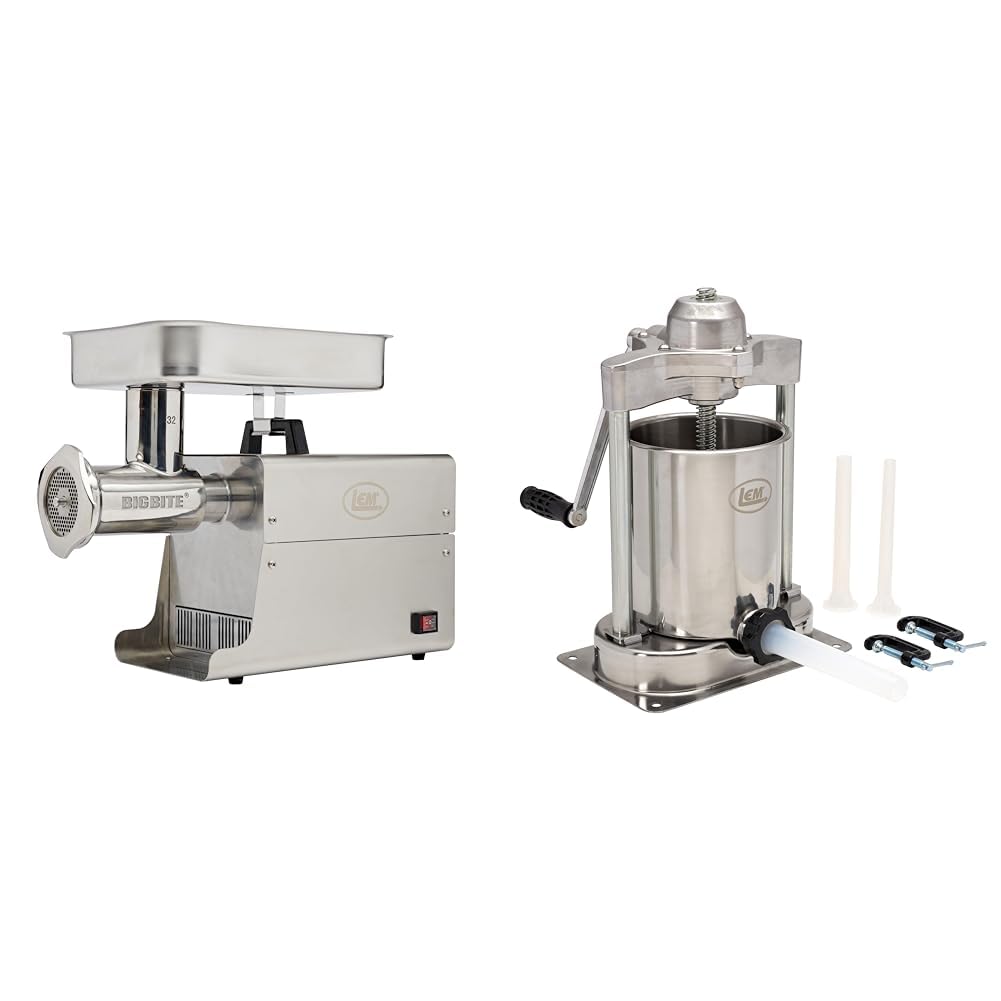 #32 Meat Grinder & 15 LB Sausage Stuffer Y747